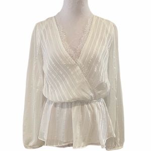 NWT DO + BE Solid V-Neck Long Sleeve Peplum Top